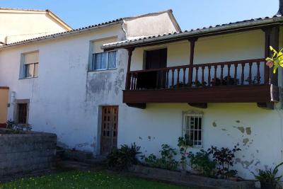 Casa en venda in Coirós